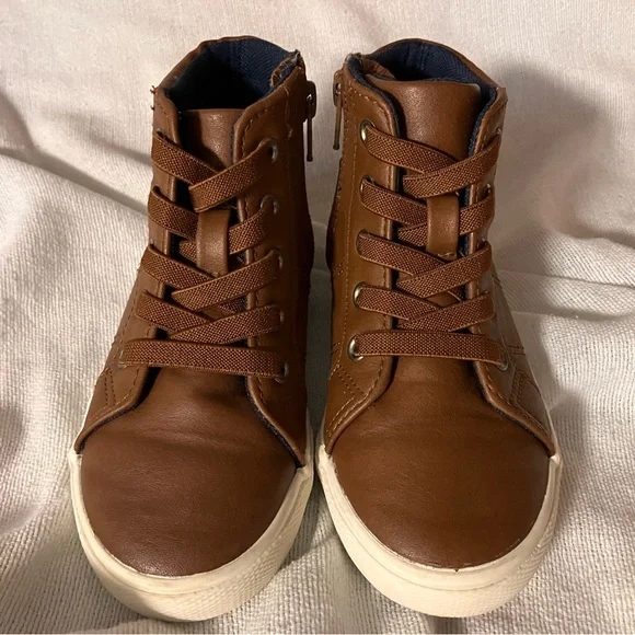 Cat & Jack Brown High-Top Sneakers - Picture 1 of 10